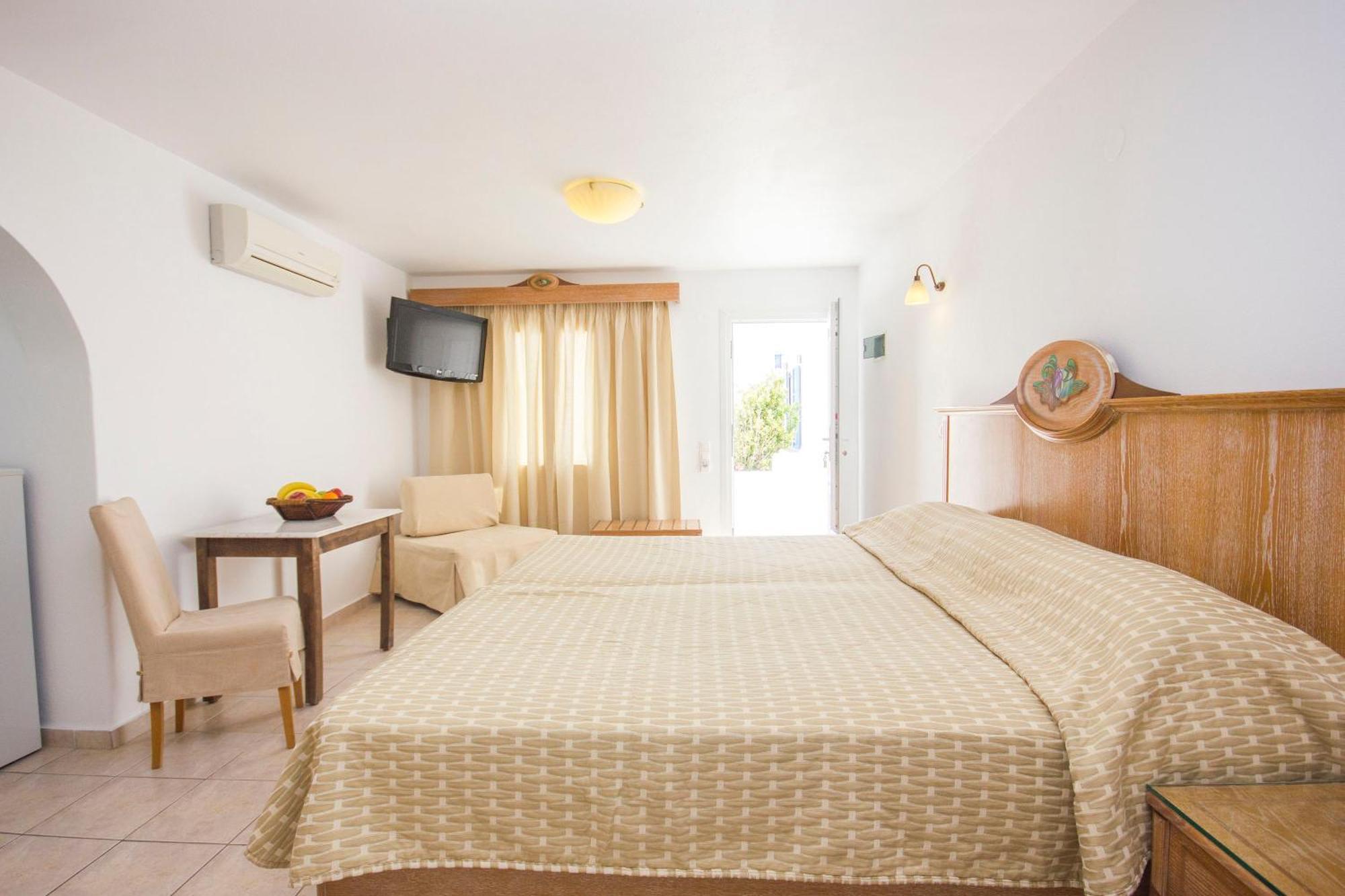 Gelos House Aparthotel Ornos  Phòng bức ảnh